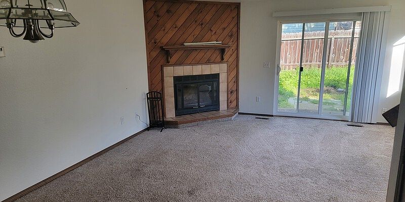 1st image of 5521 Windflower Cir #B