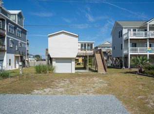 221 Topsail Rd, North Topsail Beach, NC 28460