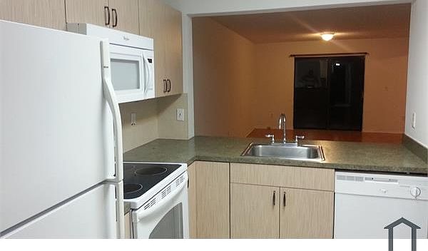 1st image of 821 NE 207th Ln #1202