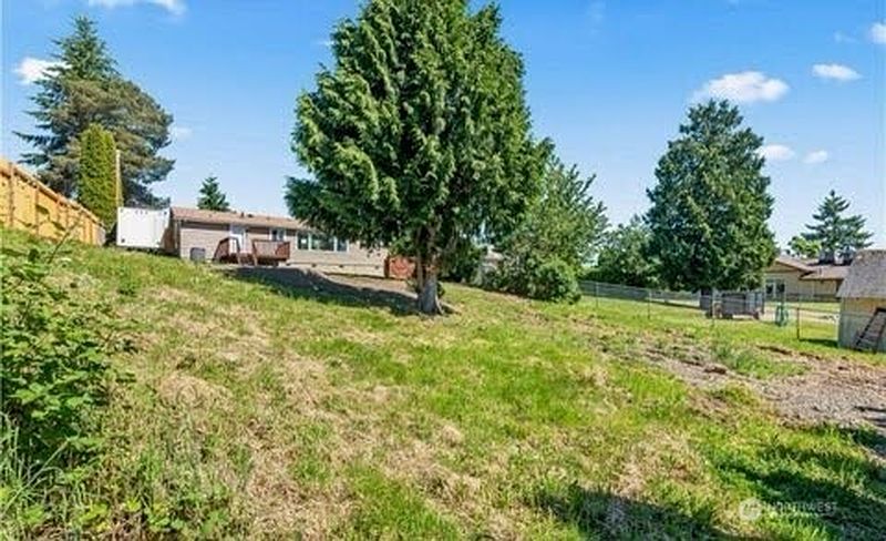 2nd image of 20225 108th Avenue SE