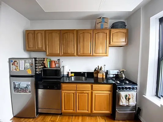 Rented by Waverly Realty Associates | media 4