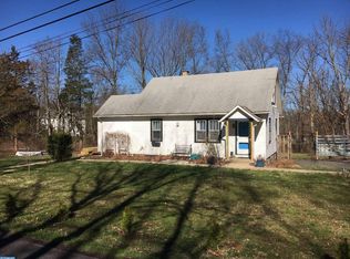 65 Clump Rd, Telford, PA 18969