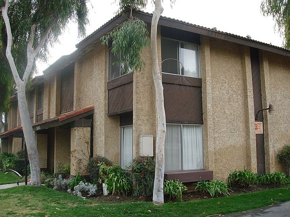 2nd image of 8347 Burnet Ave Unit 4