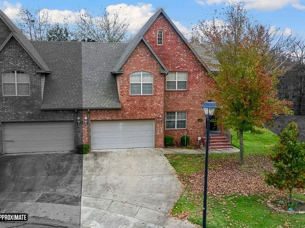 4002 N Zion Valley Dr, Fayetteville, AR 72703