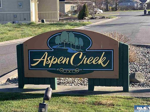 2nd image of 22 W Aspen Creek Way