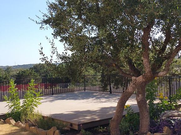 Beautiful back deck