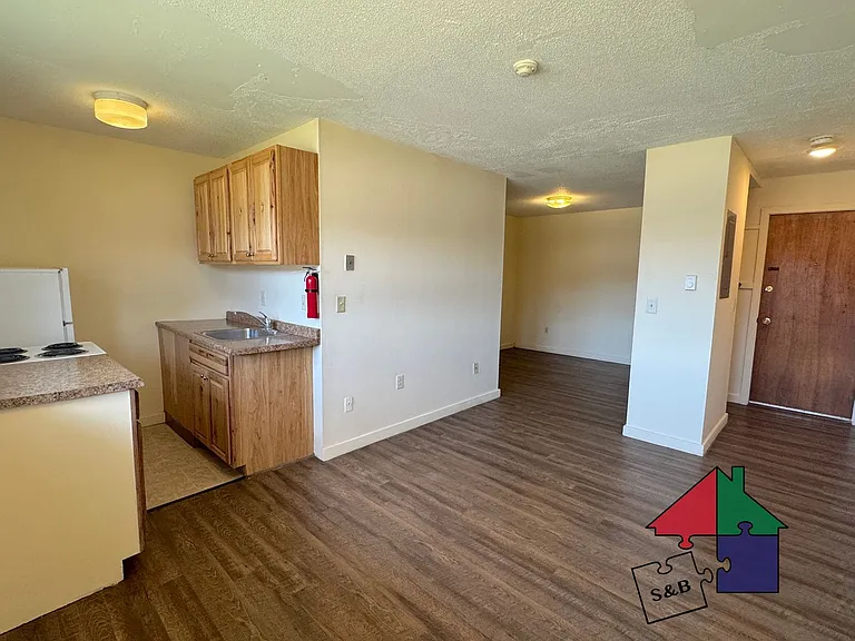 833 Queen City Park Rd. — Photo 11