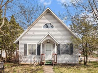 1308 S 11th St, Goshen, IN 46526