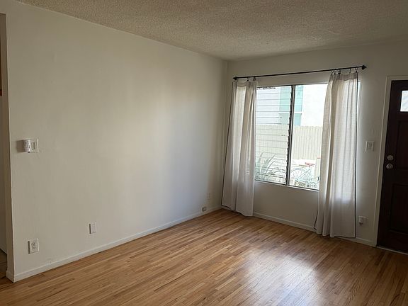 4th image of 1543 Euclid St APT B