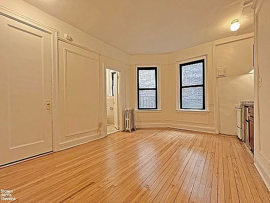 245 W 75th St APT 3A, New York, NY 10023 | Zillow