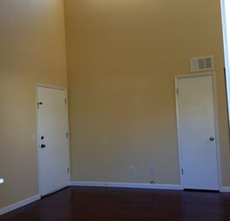 2nd image of 2402 Sunny Slope Dr #B6