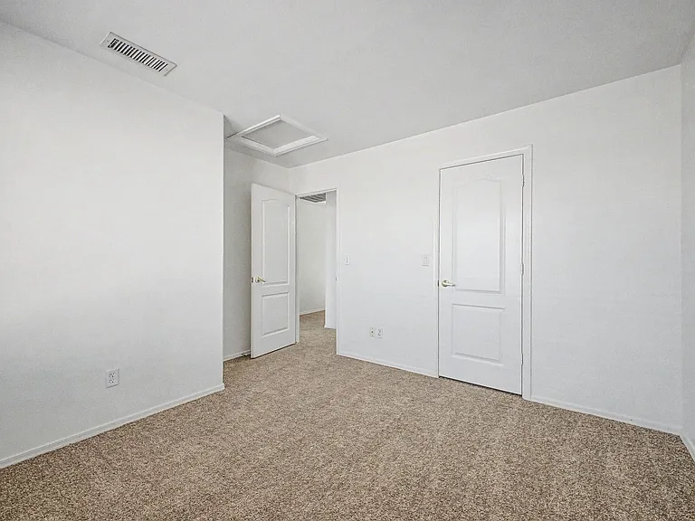 4432 E Meadow Dr — Photo 34