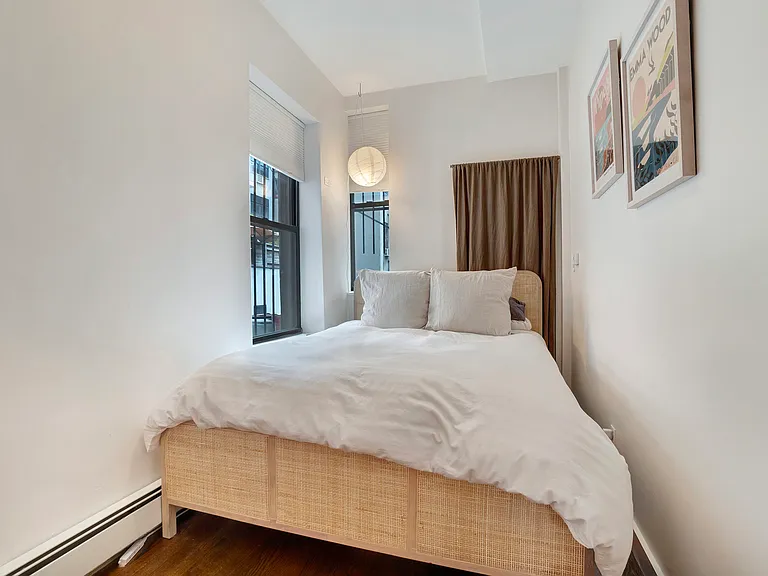 26 Ludlow St #2A — Photo 9