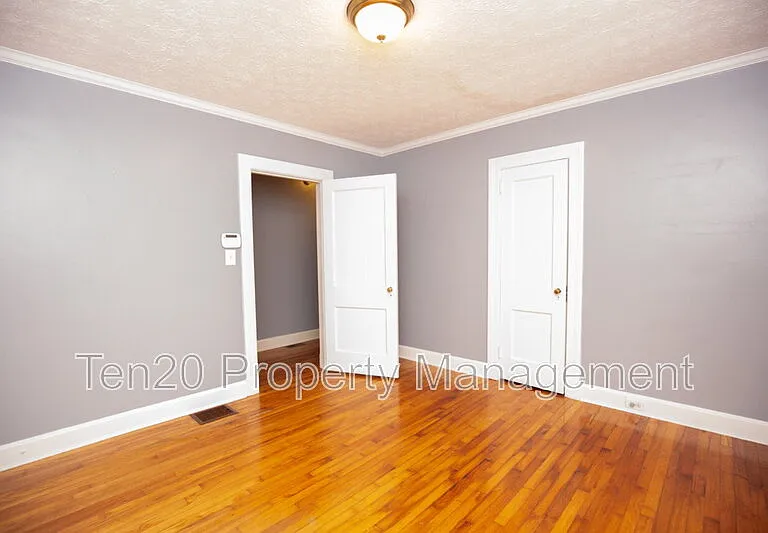 1708 Slade Dr — Photo 16