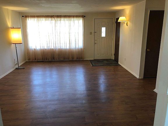 5th image of 1835 Minturn Ln