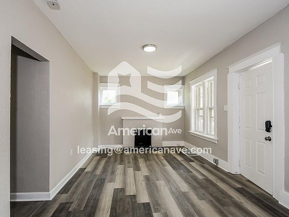 3-Living Room