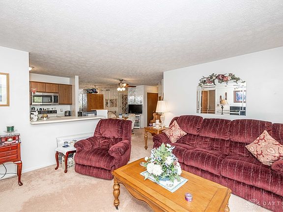 5th image of 5983 Meadow Creek Dr APT 5