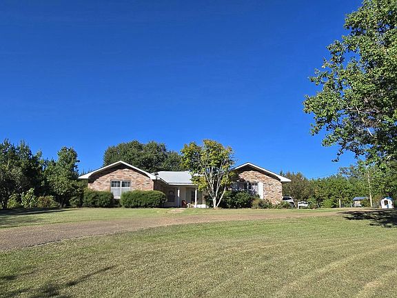 3rd image of 5687 Meadville Rd