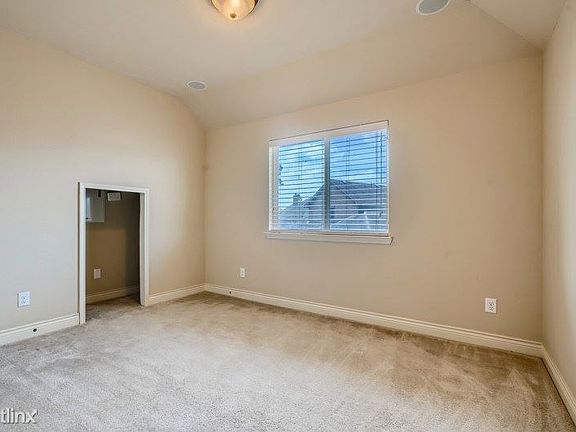 3rd image of 12626 Alsea Bay Ct