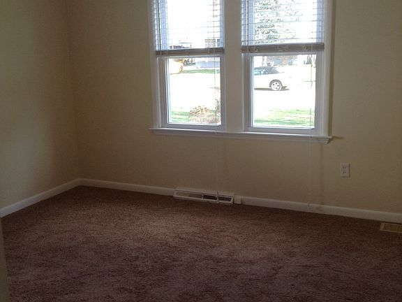 3rd image of 13 Fair Ave