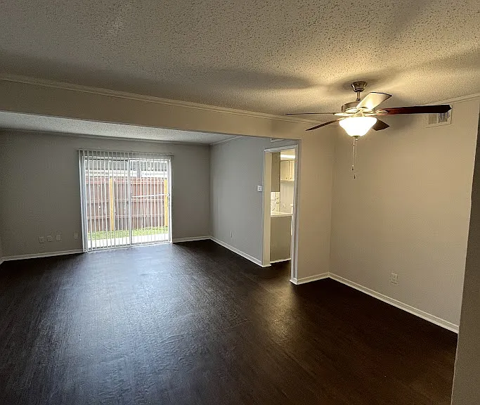 Le Montreaux Apartments — Photo 194