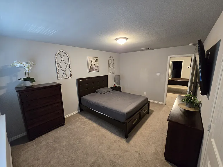 3005 Casa Bella Dr — Photo 2