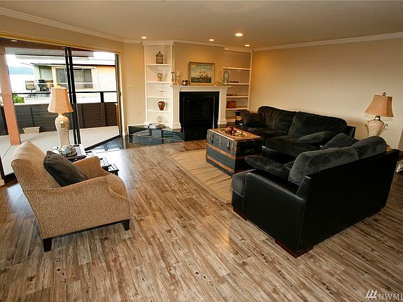 3rd image of 516 S 222nd St APT 7