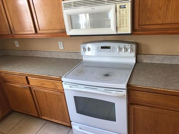 2nd image of 4016 Shawn Cir