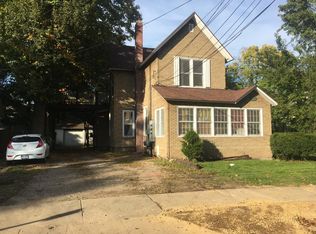 720 Village St, Kalamazoo, MI 49008