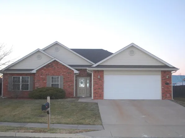 5007 Craydon Dr, Columbia, MO 65203