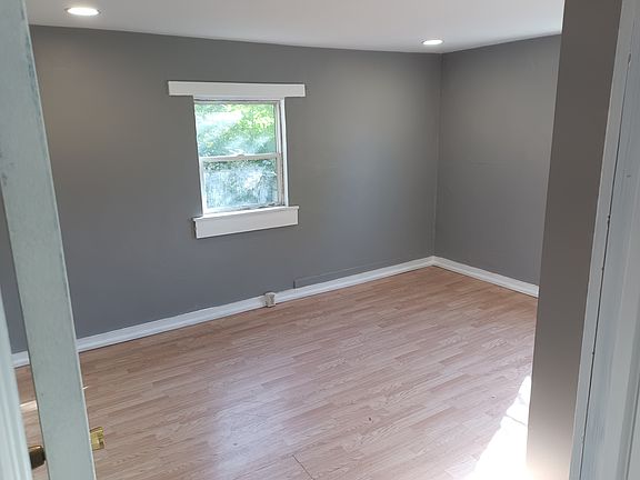 Bed room 
#1