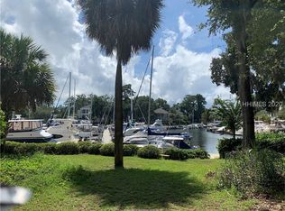 8 Sailwing Ln, Hilton Head Island, SC 29926
