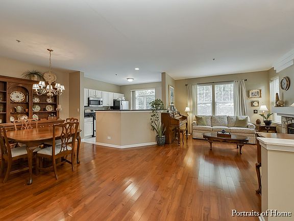4th image of 74 Tanglewood Dr