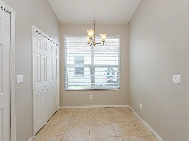 1614 Wakefield Dr — Photo 5