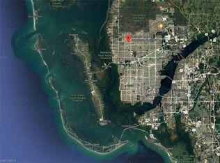 1906 NW 19th Ave, Cape Coral, FL 33993