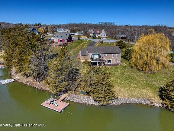 2nd image of 70 Travis Place