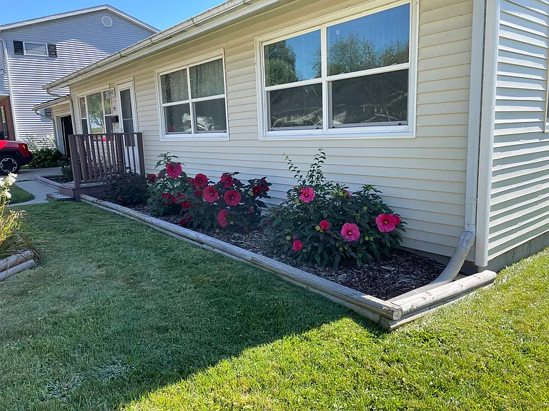 1406 Ann Ave — Photo 1