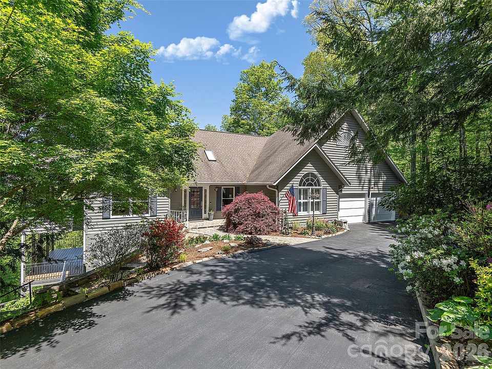 1st image of 126 Stonebridge Dr