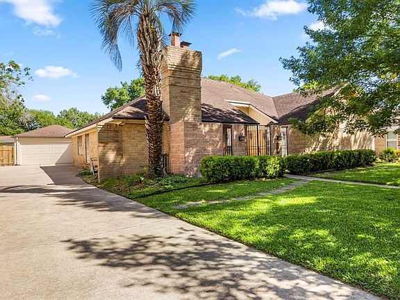 5th image of 14014 Briar Place Dr