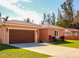 30 NW 159th St, Miami, FL 33169