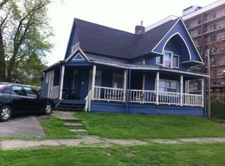 319 Fifth St, California, PA 15419