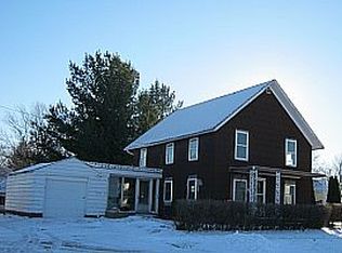 309 E 3rd St, Kewanee, IL 61443