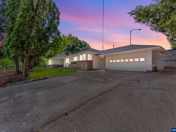 15820 NW Bronson Rd, Beaverton, OR 97006