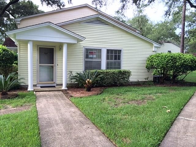 1st image of 3307 Kingswood Ct #A