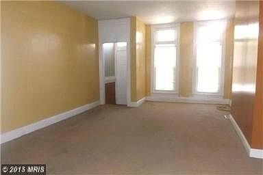 3rd image of 421 E North Ave