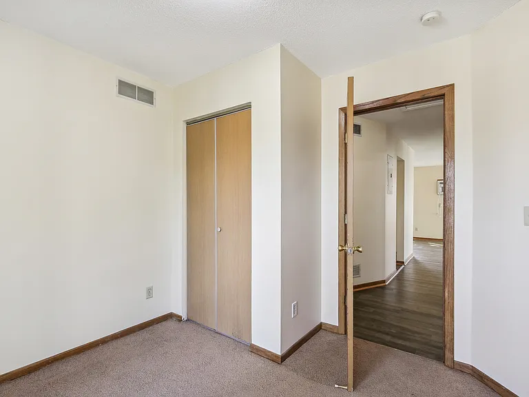 13304 Parkwood Dr #104 — Photo 15