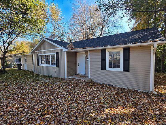 2nd image of 1937 W Lawson St
