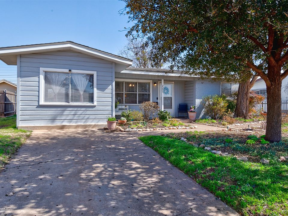 1st image of 2209 N Mockingbird Ln