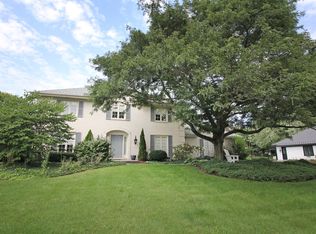 8130 S Park Ave, Burr Ridge, IL 60527