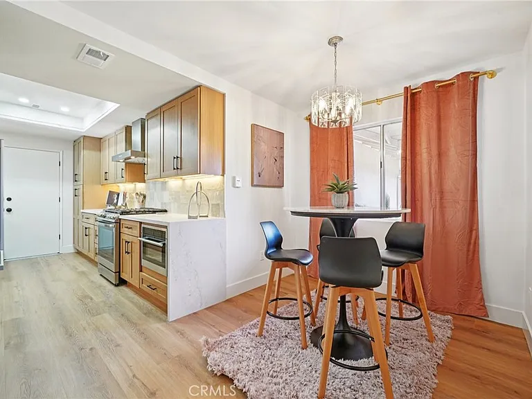 1500 Country Club Dr — Photo 14